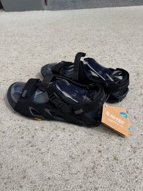 HI-TEC Outdoor hiking Sandals men’s size 12